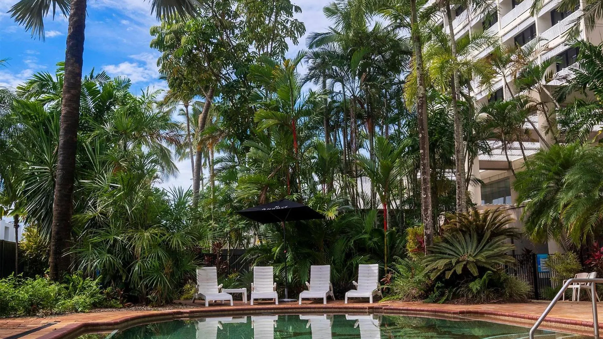 Belle Escapes Rydges Plaza Esplanade Luxury 2-Bedroom Apartment Cairns