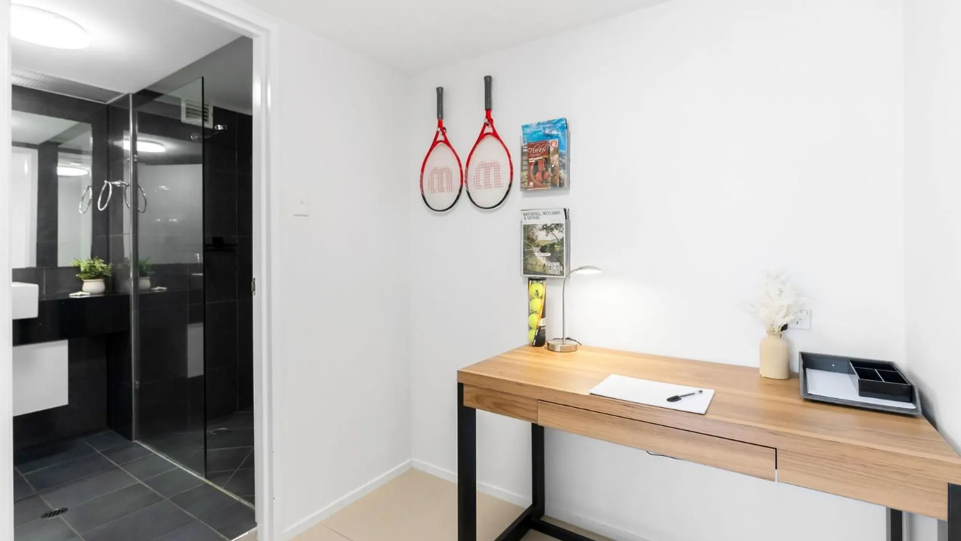 Belle Escapes Rydges Plaza Esplanade Luxury 2-Bedroom Apartment Cairns 0*,  Austrália