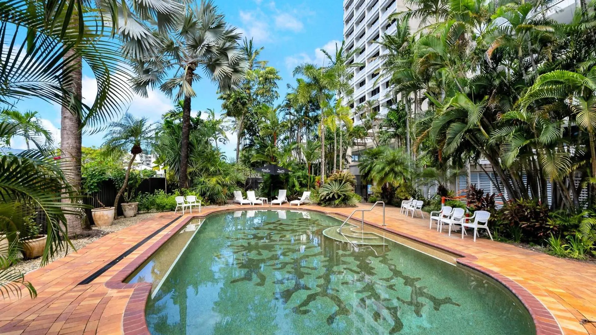 Belle Escapes Rydges Plaza Esplanade Luxury 2-Bedroom Apartment Cairns